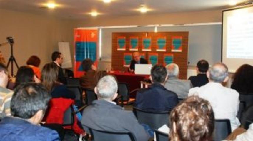 Prof. Yılmaz: &ldquo;nil&uuml;fer&rsquo;deki K&uuml;t&uuml;phaneler &Ouml;rnek Alınmalı&rdquo;