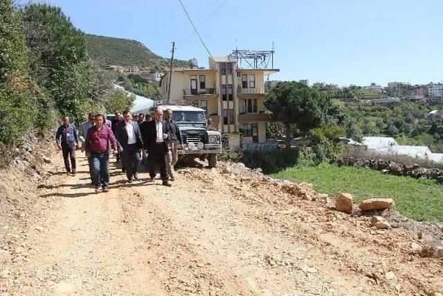 Alanya’da Kırsal Mahallelerinde Çalışmalar Sürüyor