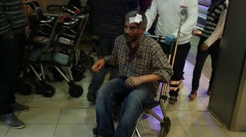 Adıyaman&rsquo;Da Suriyeliler Kavga Etti: 4 Yaralı