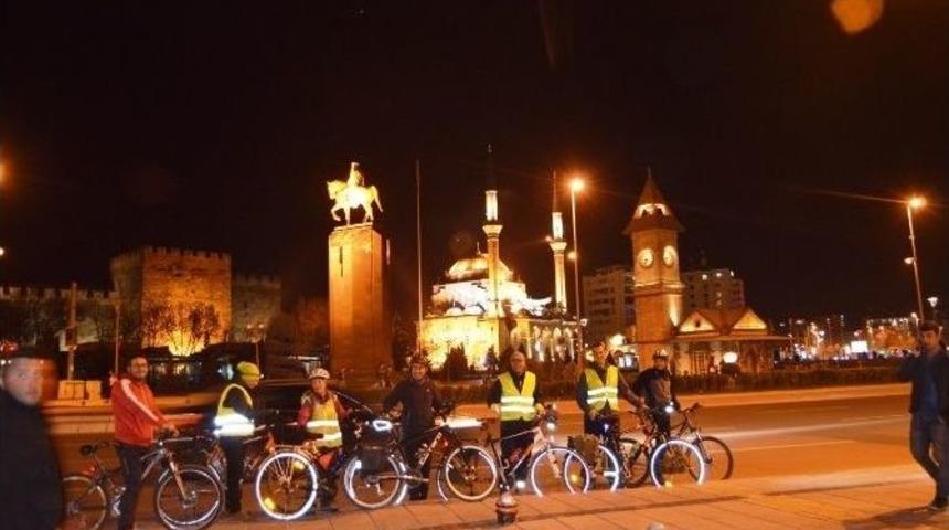 Seyyah Bisiklet Platformu &Uuml;yeleri, Bisikletli Ulaşımı Yaygınlaştırmak Adına 7 G&uuml;nde 4 İl Gezecek