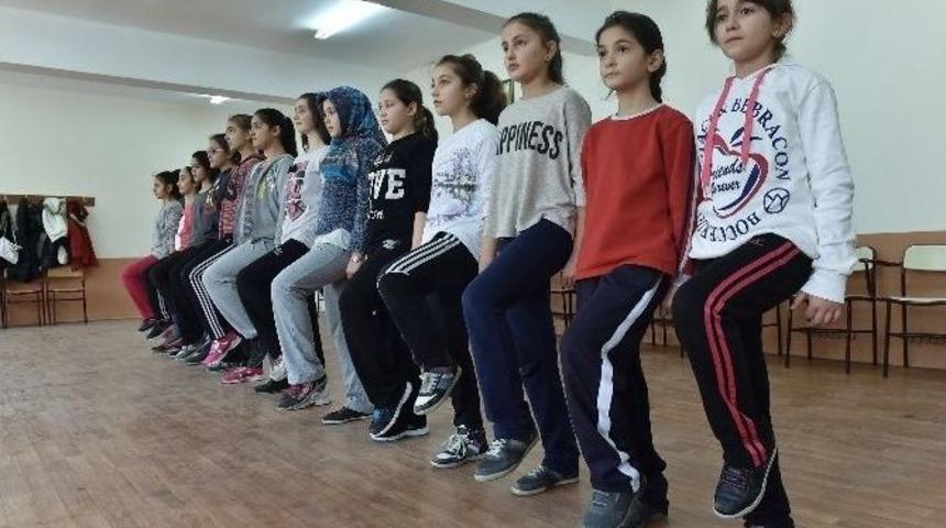 Mamak&rsquo;ta Yaz Kursları Başladı