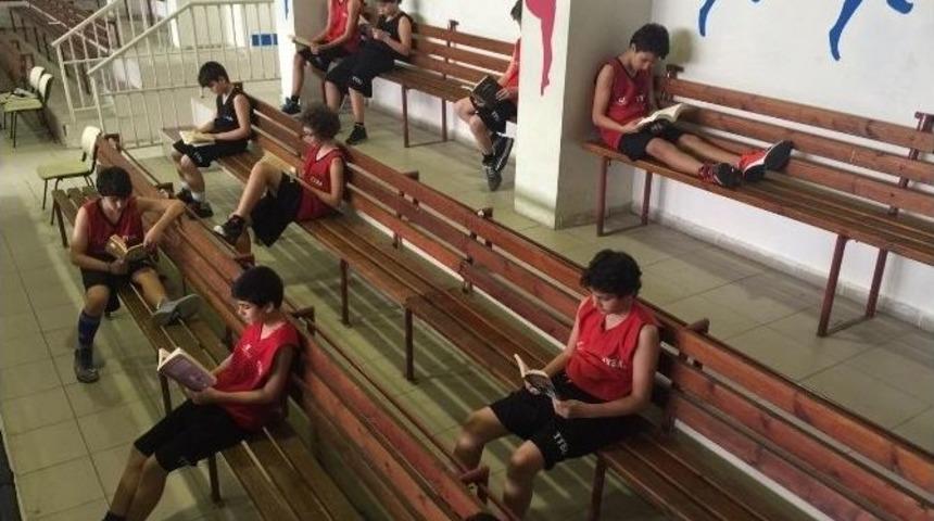 Eskişehir Basketbol Akademi Spor Kul&uuml;b&uuml; Kitap Toplama Kampanyası Başlattı