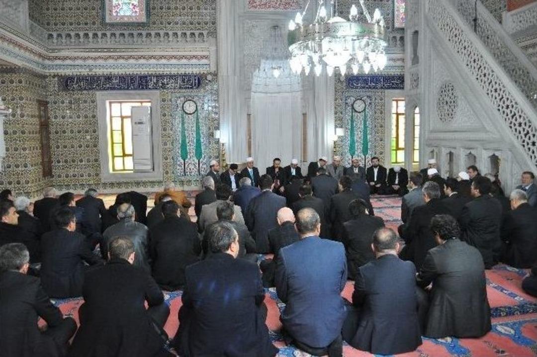 Şehit Savcı Kiraz İ&ccedil;in Mevlit Okutuluyor