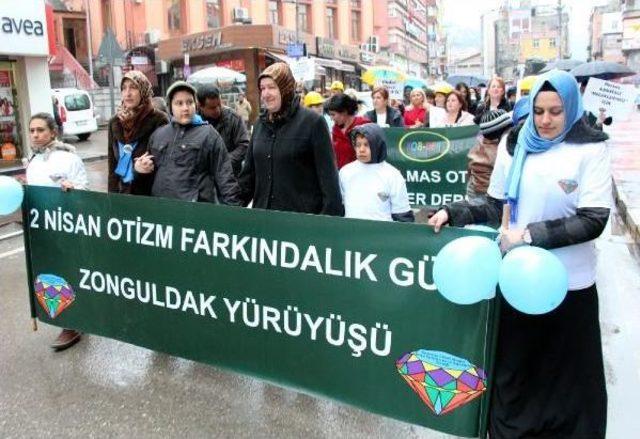 Zonguldak'ta, 'otizm Farkındalık' Yürüyüşü