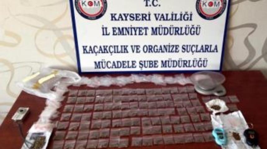 Kayseri'de Uyuşturucuya 4 Tutuklama