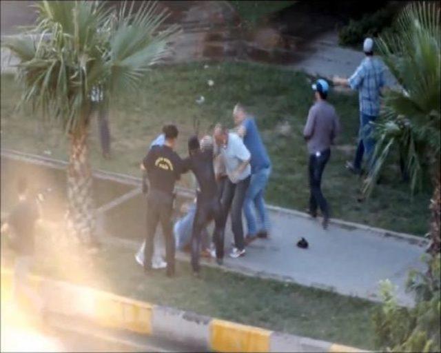 Sanık Polislerin Avukatı: Cop, Polisin  hizmet Aracı  1