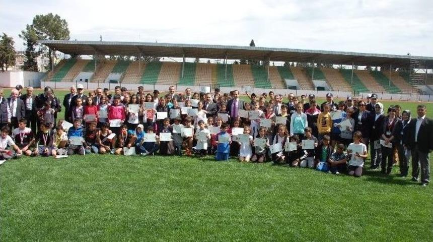 Polis Haftası Atletizm Yarışmaları D&uuml;zenlendi