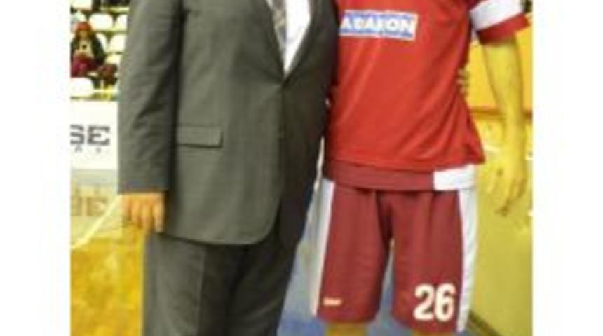 Best Balıkesir'in Antren&ouml;r&uuml; Oğluyla Rakip Oldu