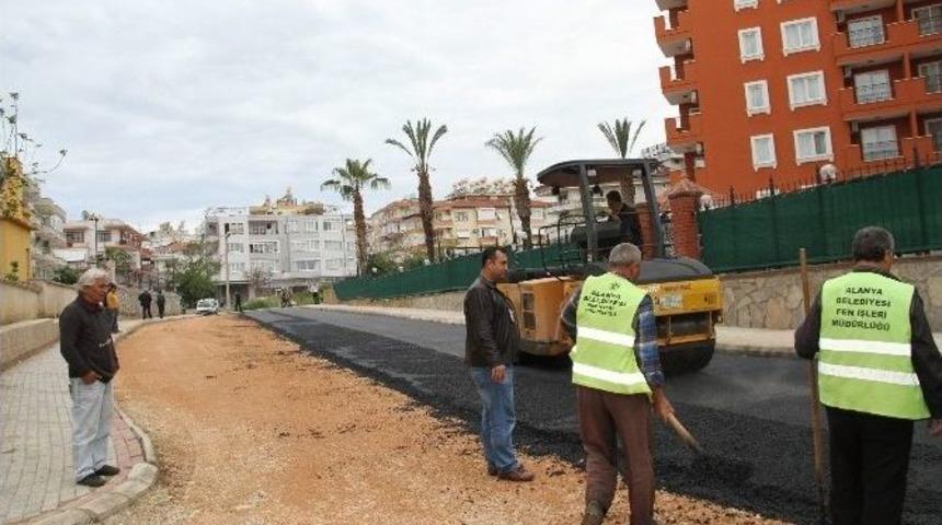 Atat&uuml;rk Evi Kuzeyinde A&ccedil;ılan İmar Yolu Asfaltlanıyor