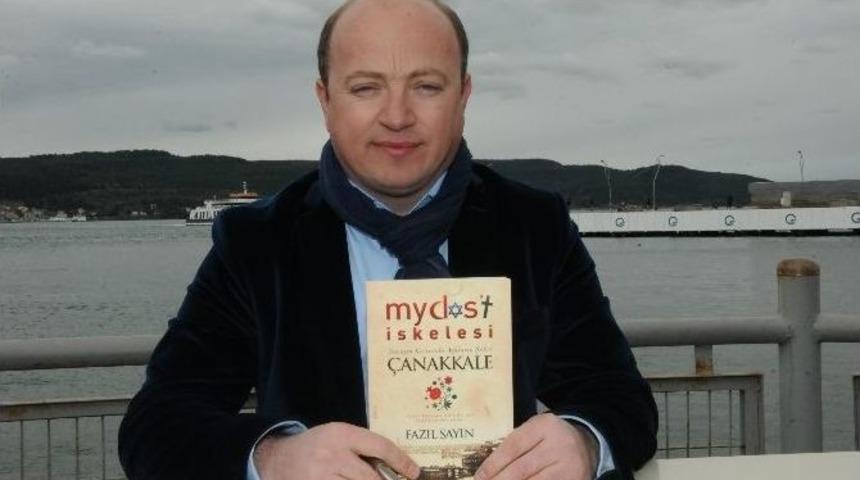 Yazar Fazıl Sayın, Okurlarıyla Buluştu