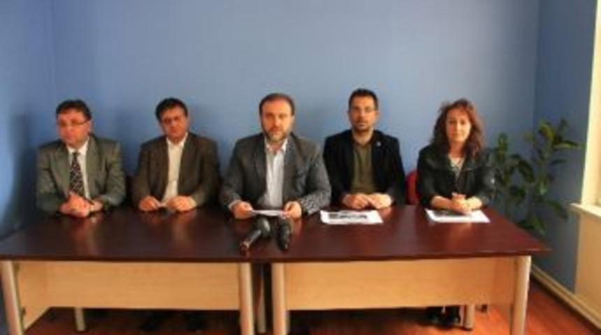 Eskişehir Eğitim Bir-sen 1 No&rsquo;lu Şube Başkanı Karaman: "serkan &Ouml;z&rsquo;&uuml;n Acısını Yaşıyoruz"