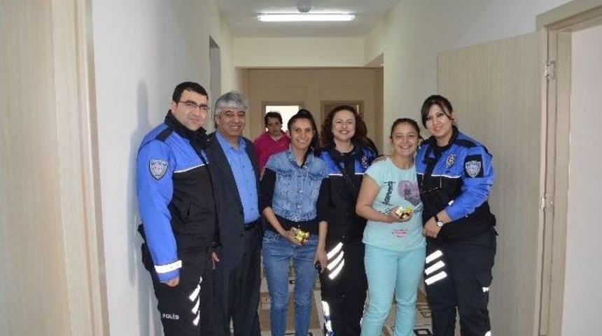 Toplum Destekli Polisler Rehabilitasyon Merkezi Ziyaretlerine Devam Ediyor