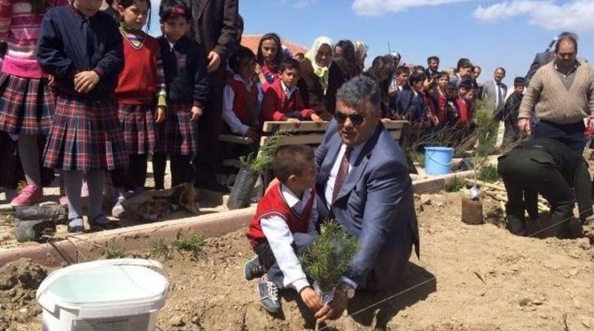 Ereğli&rsquo;de Fidan Dikme Şenliği