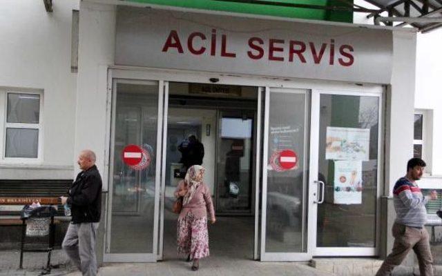 Giresun da Fırtınada Okul &Ccedil;atısı U&ccedil;tu: 13 &Ouml;ğrenci Yaralandı 2