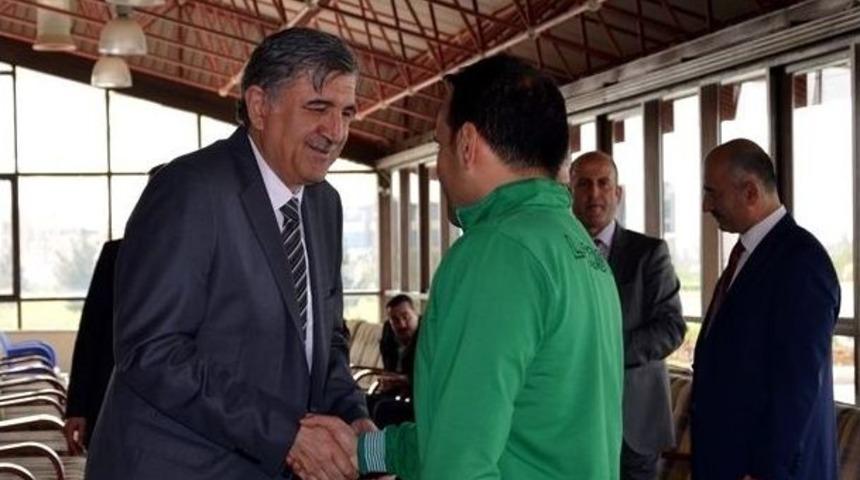 Rekt&ouml;r Taşaltın, Personelin Tebriklerini Kabul Etti