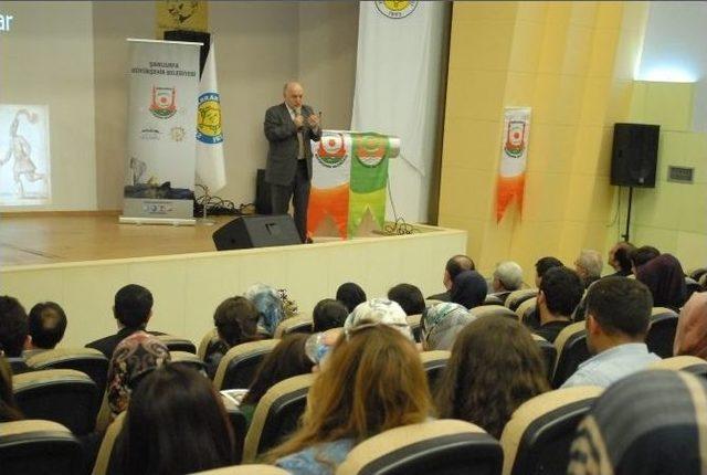 “divan Şiirinde Osmanlı Hayatı” Üzerinekonferans Düzenlendi