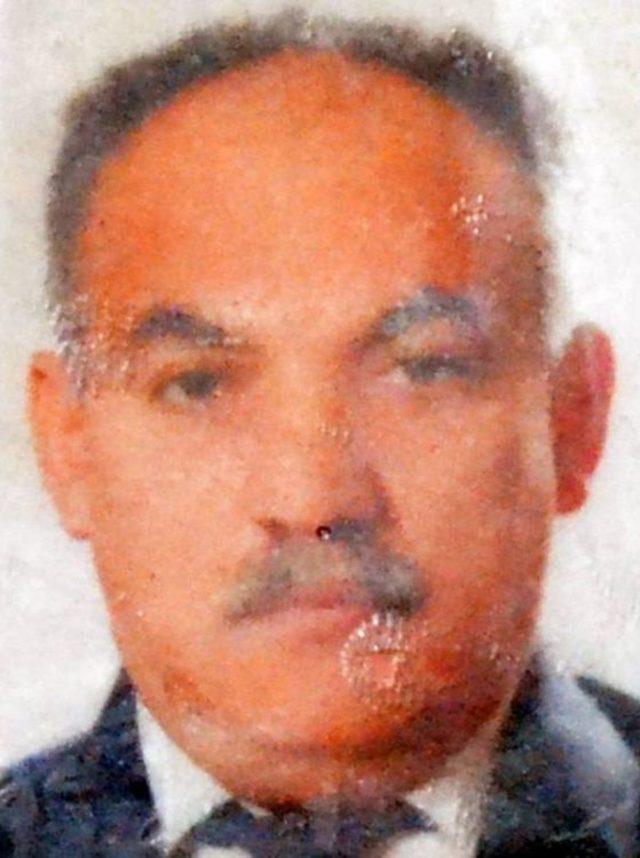 Arı Kovanlarının Yanında &Ouml;l&uuml; Bulunan Emekli Kuyumcu Toprağa Verildi 2