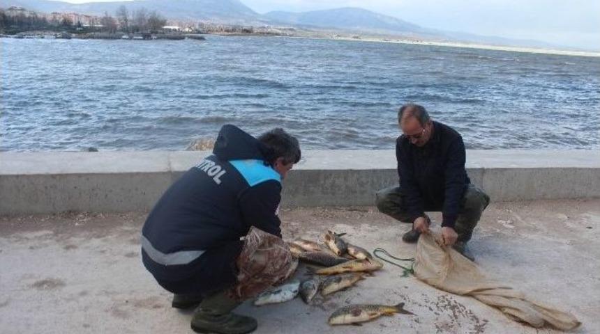Beyşehir G&ouml;l&uuml; Milli Parkı&rsquo;nda Ka&ccedil;ak Balık Avına Para Cezası