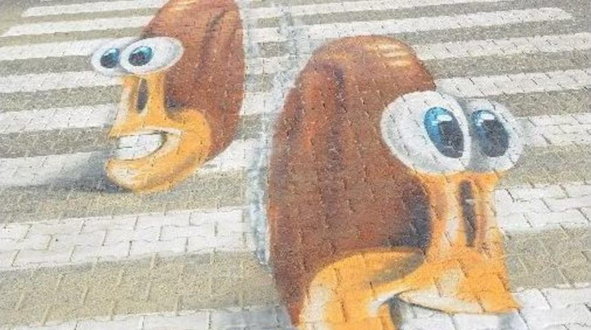 T&uuml;rkiye&rsquo;nin İlk 3 Boyutlu Yaya Ge&ccedil;idi İzmir&rsquo;de