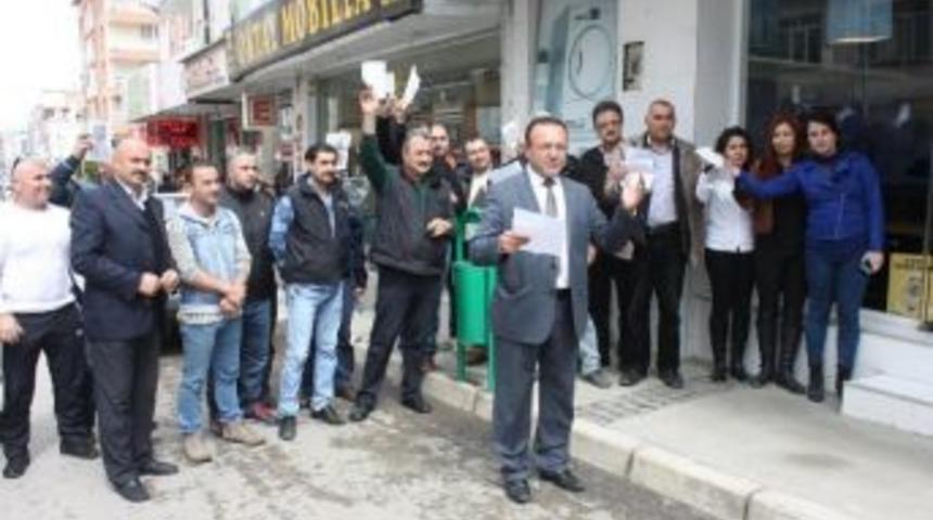 İzmir&rsquo;de Esnaflardan B&uuml;y&uuml;kşehir&rsquo;e Ceza Tepkisi