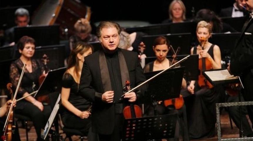İstanbul Devlet Senfoni Orkestrası&rsquo;ndan Muhteşem Gece