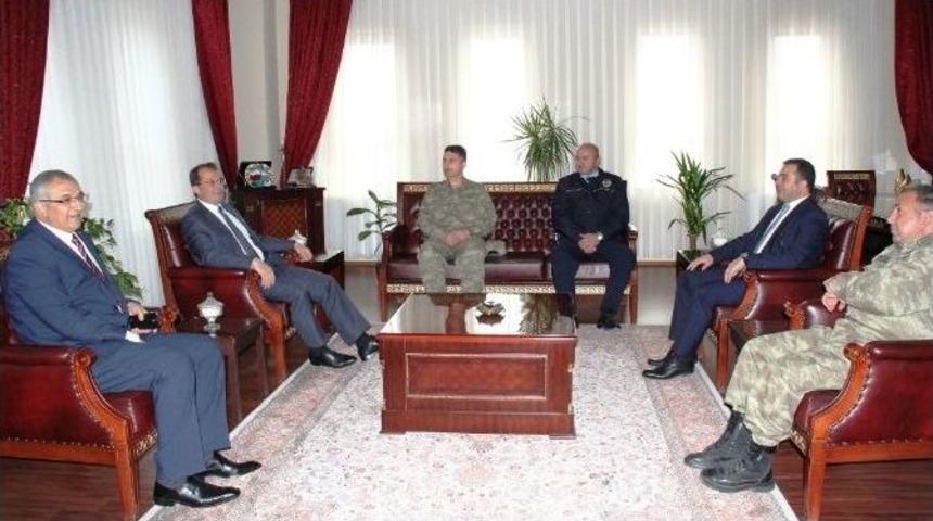 Van Valisi İbrahim Taşyapan Erciş&rsquo;te