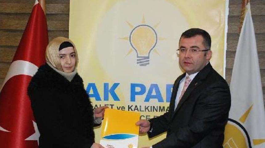 Listeye Giremeyen Ak Parti Kadın Aday 'kına Yakın' Dedi