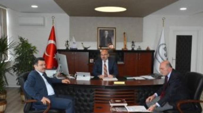 Başkan Gen&ccedil;&rsquo;ten Dsi B&ouml;lge M&uuml;d&uuml;r&uuml; Berber&rsquo;e Ziyaret