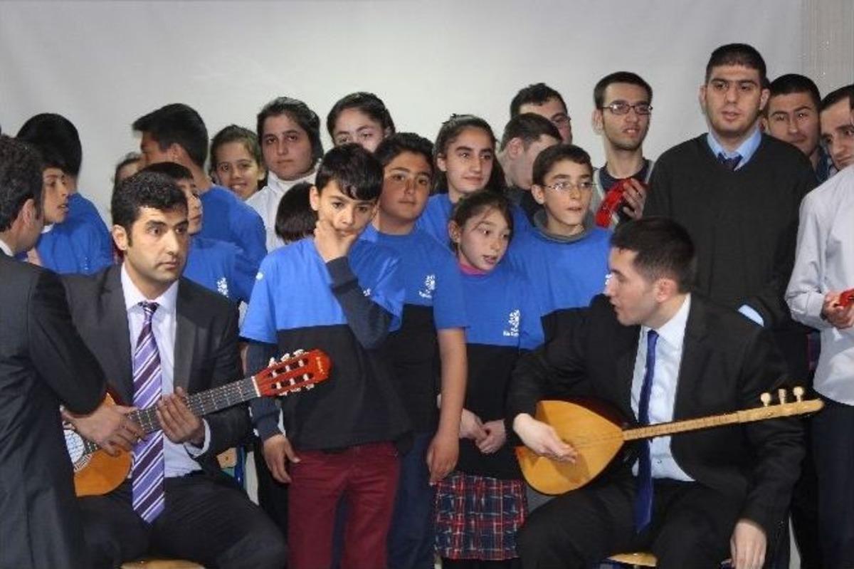Emniyet M&uuml;d&uuml;r&uuml; Ve Kaymakamdan Otizmli &Ccedil;ocuklara Ziyaret