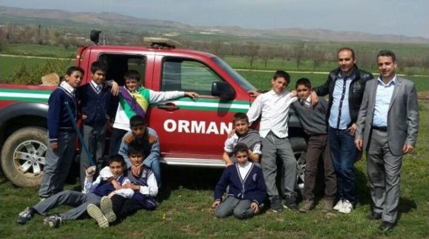 Uzuntarla K&ouml;y&uuml;nde Hatıra Ormanı Oluşturuldu