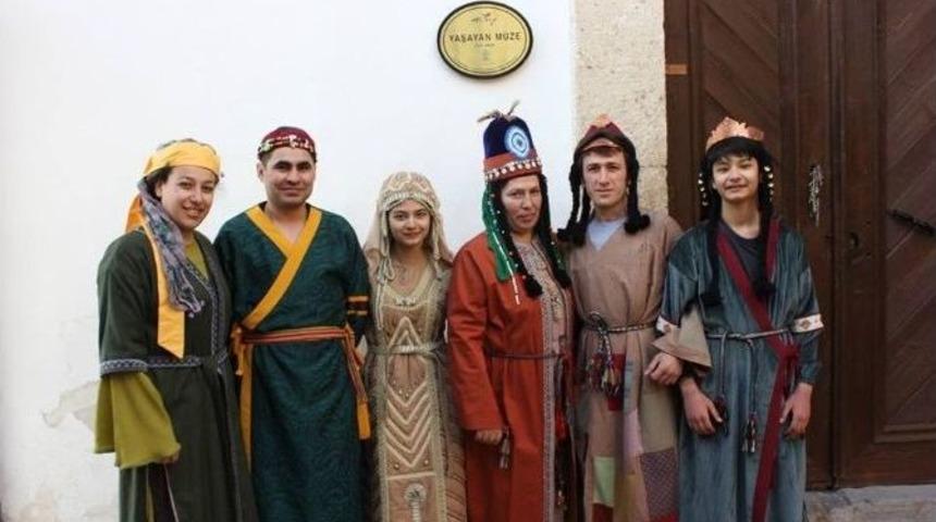 Beypazarı&rsquo;nda İlgin&ccedil; Yunus Emre Sergisi