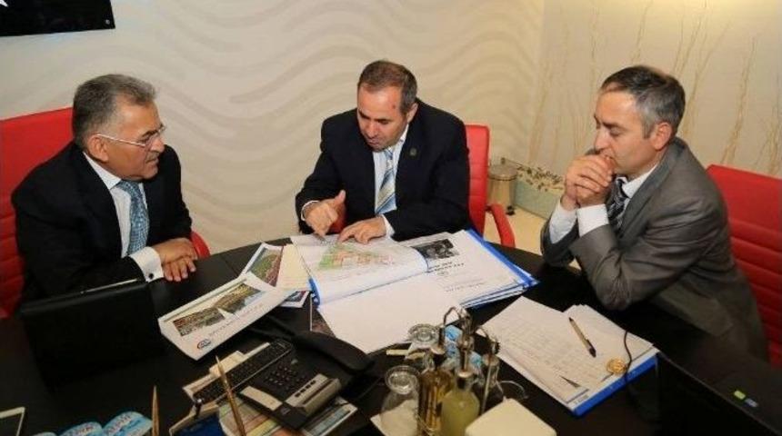 Melikgazi Belediyesinden Botanik Parkı