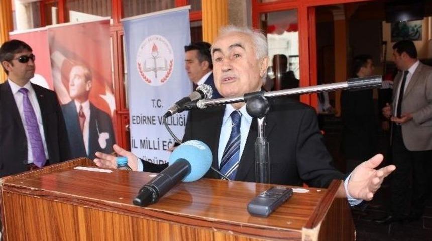 Edirne Valisi Şahin, Edebiyatın &Ouml;nemine Dikkat &Ccedil;ekti