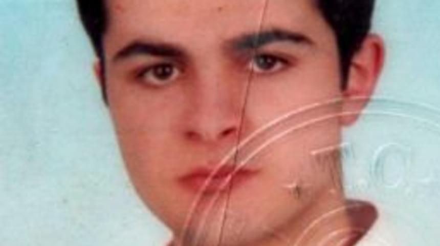 Gen&ccedil; Bankacı Kendini Astı