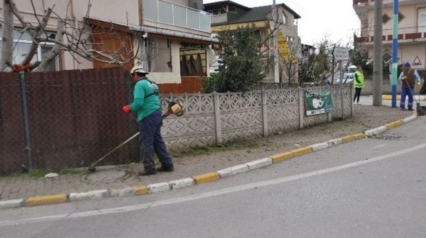 Kartepe&rsquo;de Bahar Bakım &Ccedil;alışmaları Hız Kazandı