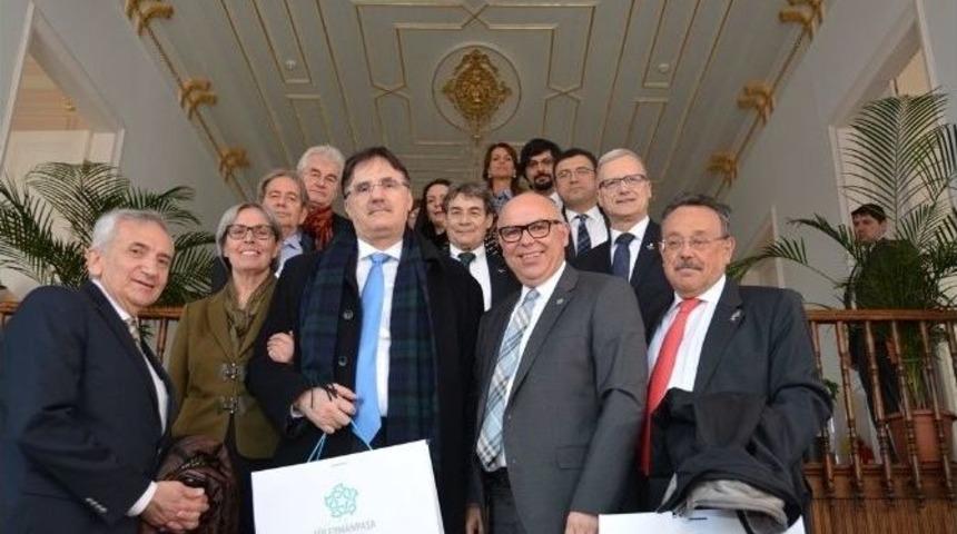 Macaristan Barolar Birliğinden S&uuml;leymanpaşa Belediye Başkanı Eşkinat&rsquo;a Ziyaret