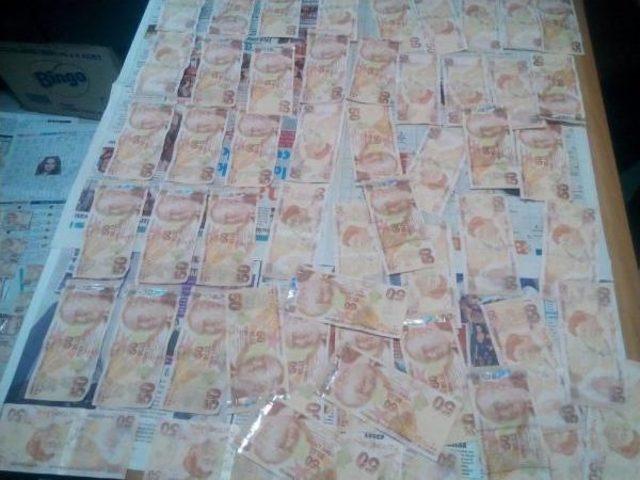 Polis, Sifonu Çekilen Klozetten 36 Bin Lira Sahte Para Çıkardı