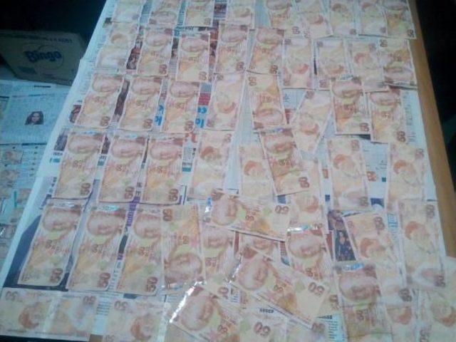 Polis, Sifonu Çekilen Klozetten 36 Bin Lira Sahte Para Çıkardı 2