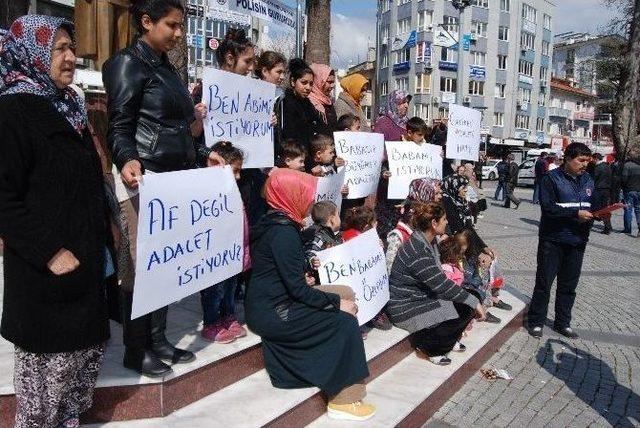 Balıkesir’de Çocuk Gelinler Kocalarının Tutuklanmasını Protesto Etti