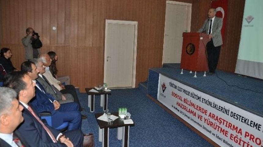 Şırnak &Uuml;niversitesi&rsquo;nde T&uuml;bitak Projeleri Anlatıldı