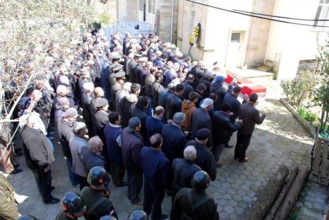 Oğlunu Vurup Ihtihar Eden Emekli Astsubay, Iki Mektup Bırakmış (2)