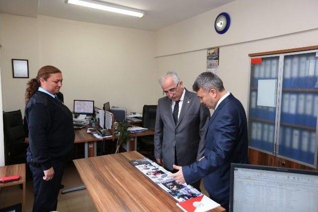 Vali Tuna Ertuğrulgazi Polis Merkezi Amirliği’ni Ziyaret Etti 1