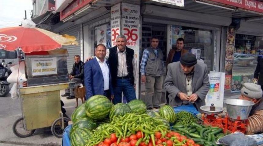 Chp'nin İzmirli Roman Adayı, &Ccedil;alışmaya Kendi Mahallesinden Başladı