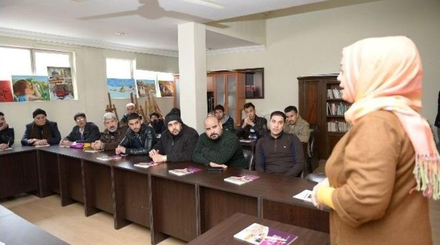 &Ccedil;orum Kent Konseyi&rsquo;nden M&uuml;ltecilere T&uuml;rk&ccedil;e Kursu