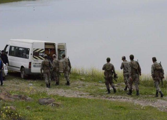 Siverek'te Öldürülüp Nehre Atıldığı Iddia Edilen Kayıp Kişinin Cesedi Aranıyor