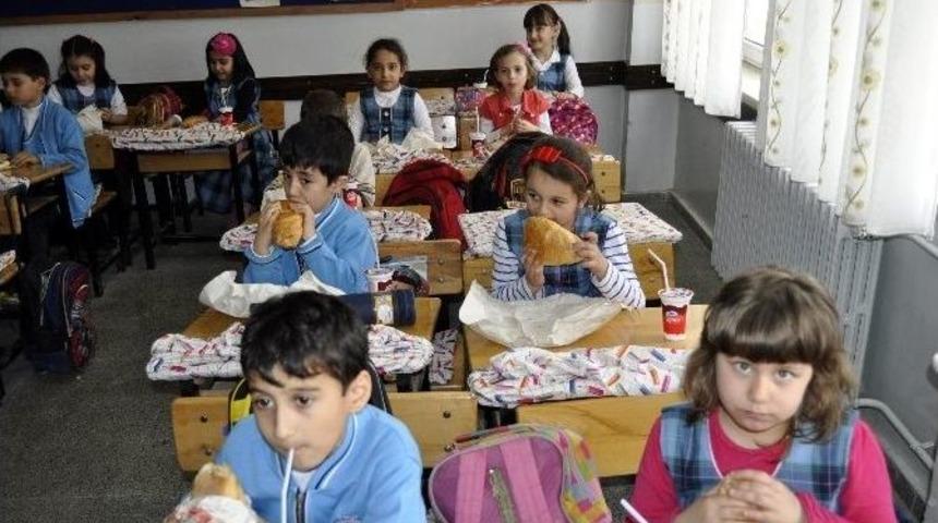 D&ouml;nerler Sınıf Başkanından
