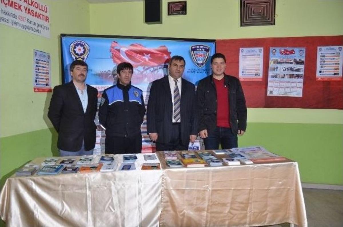 "seferi Ramazan Beyin Nafile D&uuml;nyası" Bafra&rsquo;da Sahnelendi