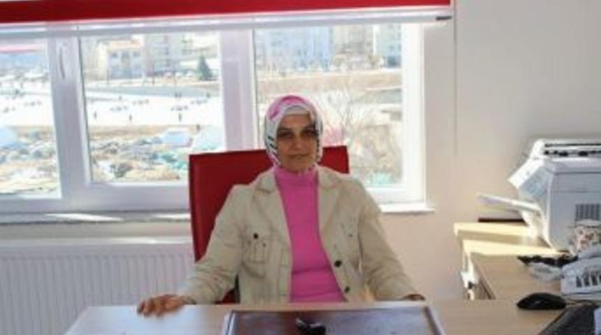 Uk&ccedil;a-der Kadınlara &Ouml;zel Eğlence Programı D&uuml;zenledi