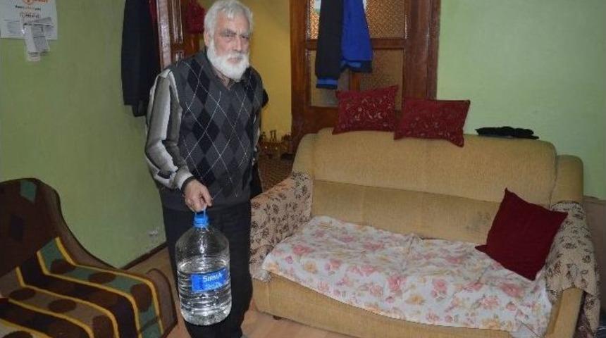 İhtiya&ccedil; Sahibi Aile Yardım Bekliyor