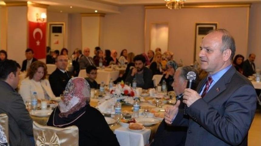 Vali &Ccedil;akacak, Şehit Aileleri Ve Gazilerle Buluştu